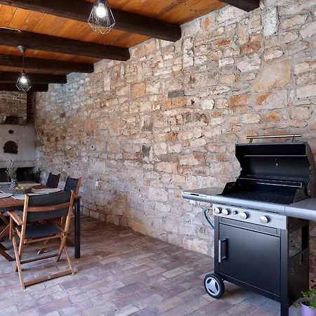 Tonin For 6 People Near Pula With Jacuzzi & Children Playground Marcana