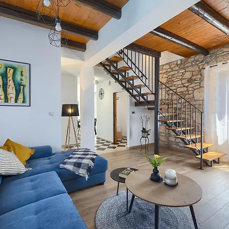 Tonin For 6 People Near Pula With Jacuzzi & Children Playground * Marcana